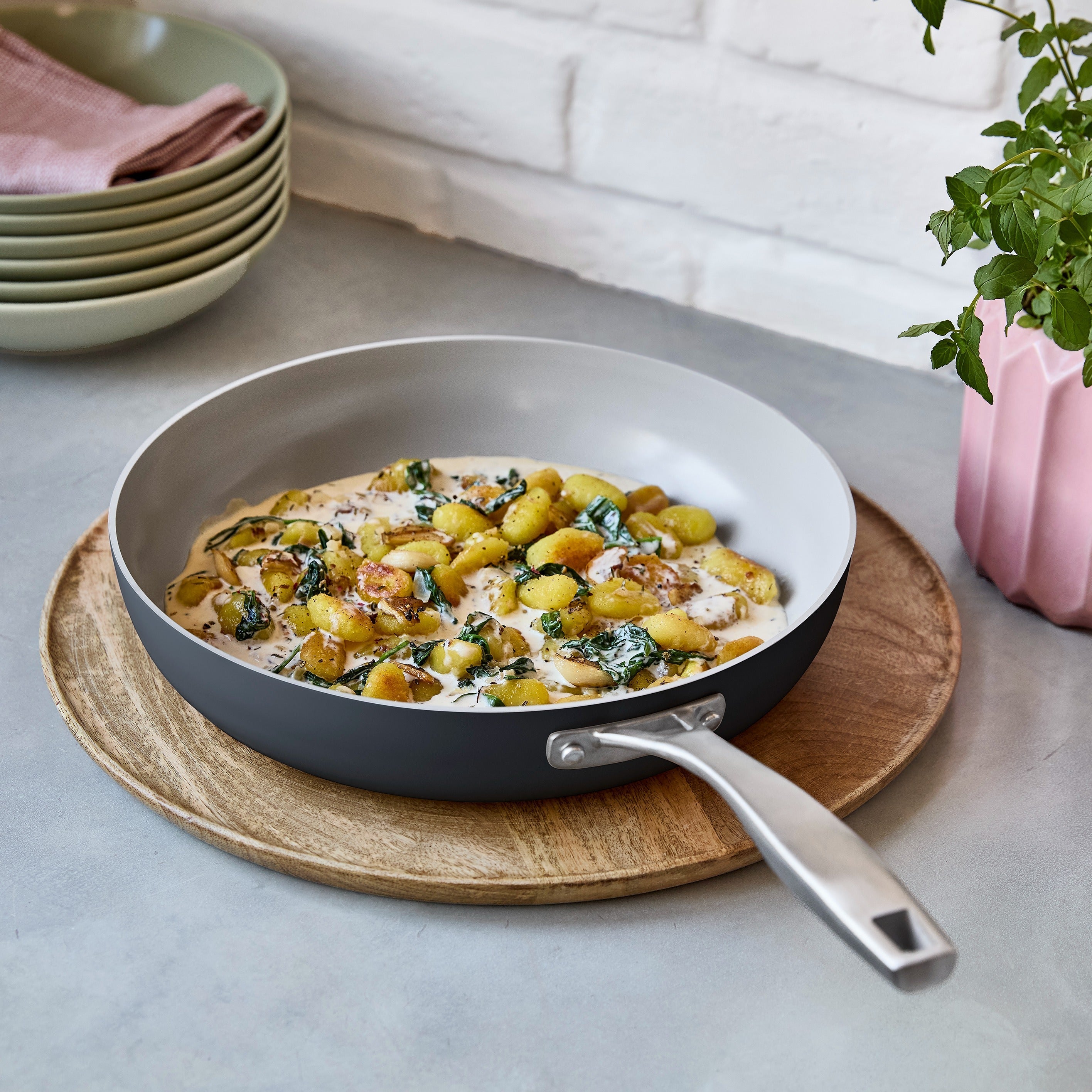 Nepřilnavá pánev Vital s keramickým povrchem Ø 30 cm tmavě šedá 30 cm / Tmavě šedá