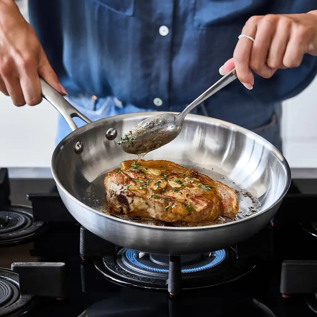 Nerezová pánev Tria Plus z třívrstvé oceli Ø 28 cm 28 cm