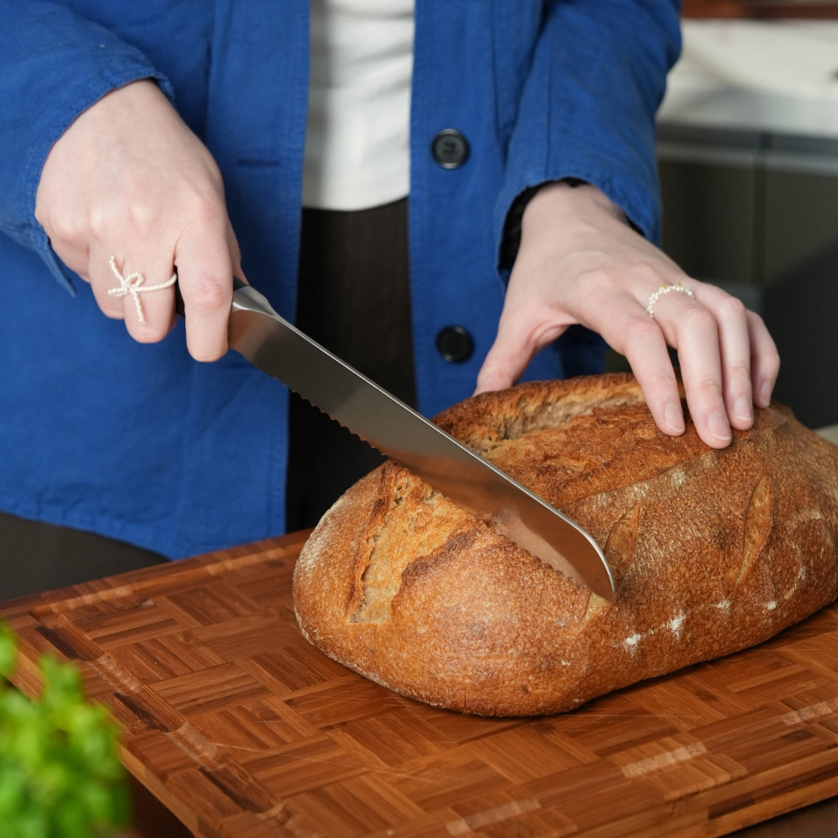 Nůž na pečivo z německé oceli 20 cm - Nože