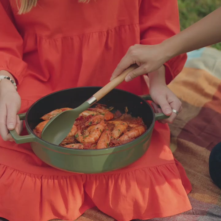 Načíst video: Sada litinových hrnců Ember 3 ks - olivově zelená