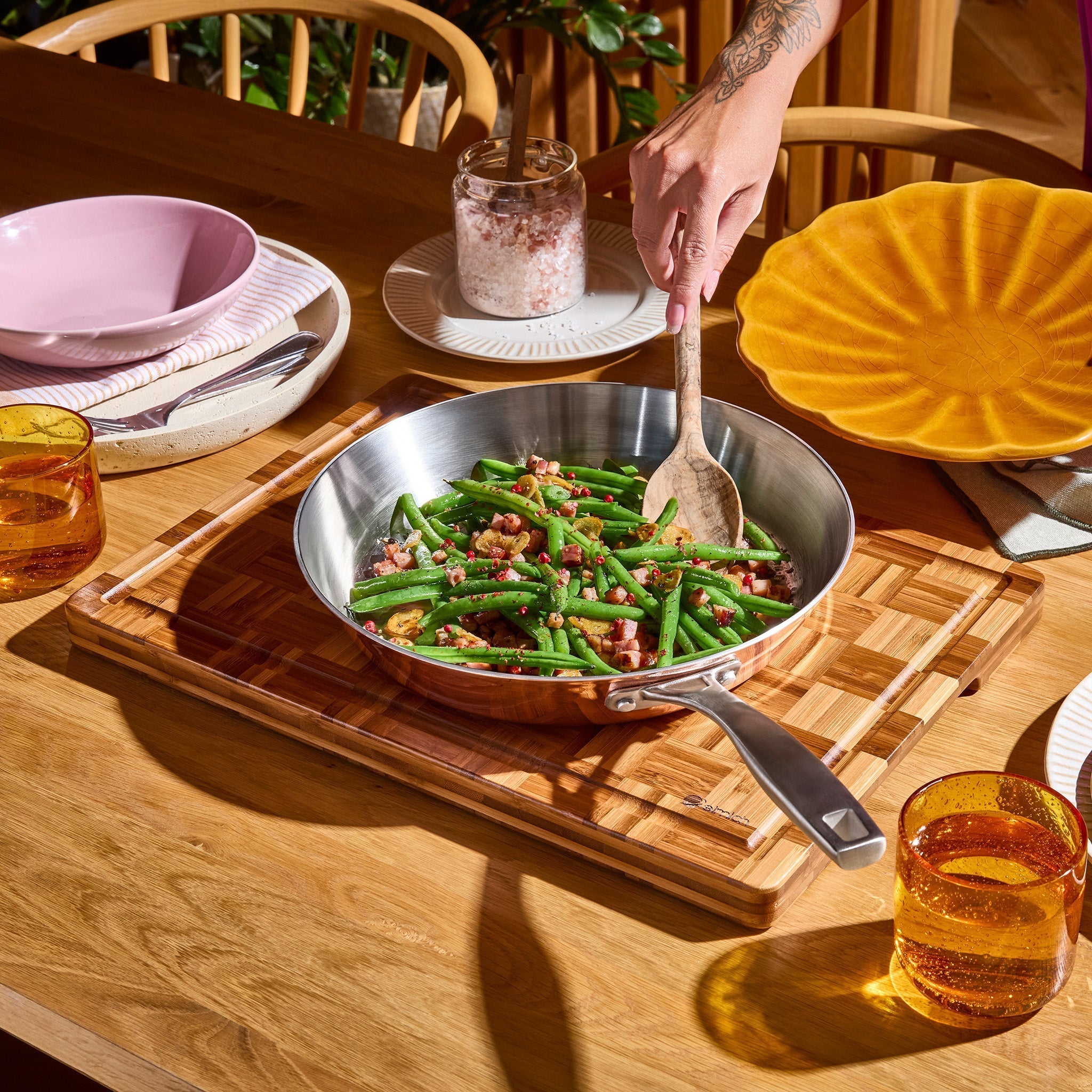 Měděná pánev Tria Copper v kombinaci s třívrstvou nerezovou ocelí Ø 24 cm 24 cm